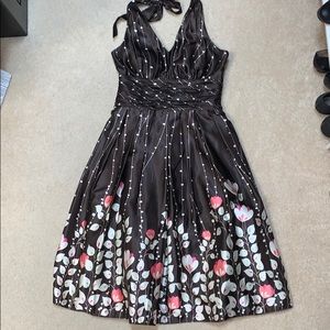 Silky flowered halter dress size 8 Pink Brown